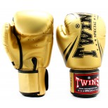 Боксерские перчатки Twins Special с рисунком (FBGVS3-TW6 gold)